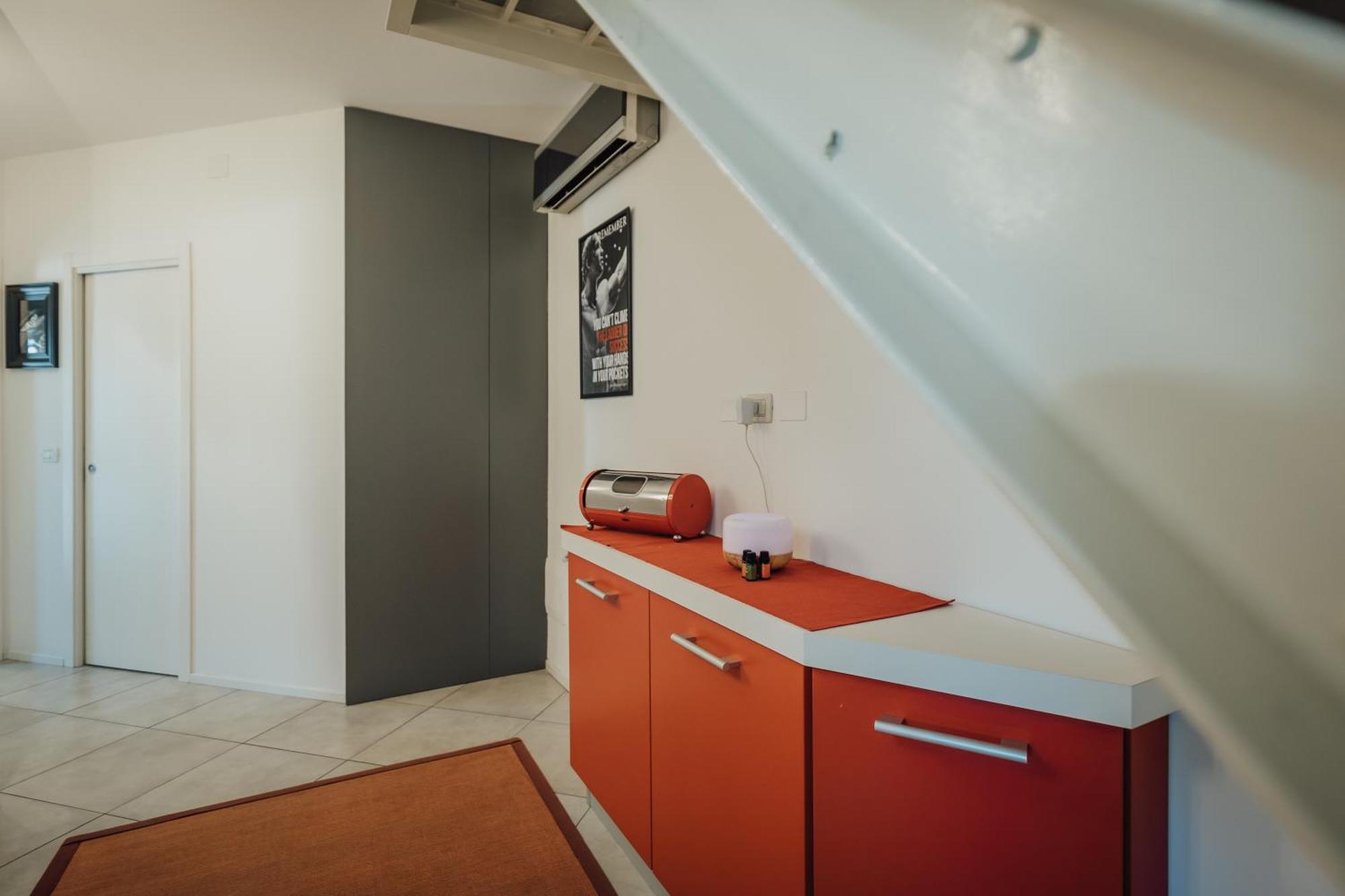 Free Garage 20 Min From Venice - Business House *